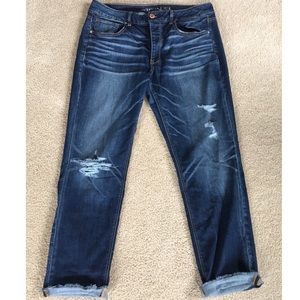 Distressed Boyfriend Jeans